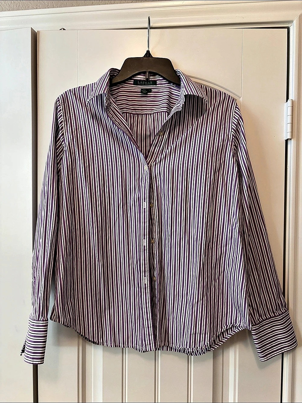 Lauren Ralph Lauren Striped Button Down Purple & White Large Like New